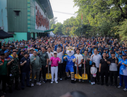 Ratusan Warga Ikuti Aksi Bebersih Stadion Siliwangi, Wujud Syukur dan Kepedulian Lingkungan