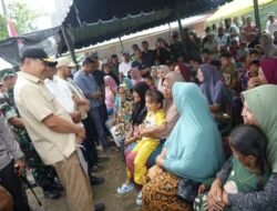 Menko Polkam Serahkan Mobil Penjernih Air, Kunjungi Pengungsian, dan Tinjau Perbaikan Jembatan di Aceh