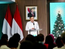 Rayakan Natal Bersama Warga Tapanuli Utara, Menko Polkam: Saudara-saudara Tidak Sendiri