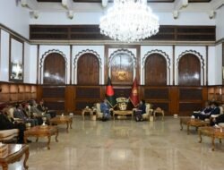 Serahkan Surat Kepercayaan kepada Presiden Bangladesh, Dubes LBBP RI Listyowati Dorong Penguatan Kerja Sama Ekonomi dan Energi