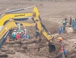Longsor Cisarua Bandung Barat: 38 Jenazah Dievakuasi, Operasi SAR Masih Berlangsung