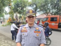 Dishub Cimahi Pangkas Pohon di Jalan Kerkof Demi Optimalkan PJU dan Keamanan Jalan