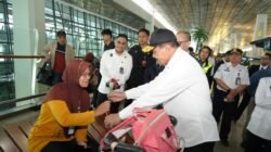 Pastikan Kesiapan Layanan Mudik Lebaran, Menko Polkam Tinjau Pelabuhan dan Bandara