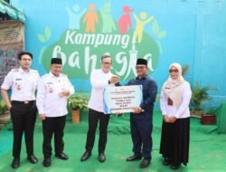 Wamendagri Bima Tinjau Kampung Bahagia di Jambi, Tekankan Peran RT sebagai Ujung Tombak Program Pemerintah