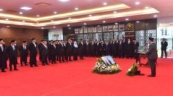 Dedikasi untuk Negeri, 8 Pegawai PLN Raih Satyalancana Wira Karya dan Pembangunan