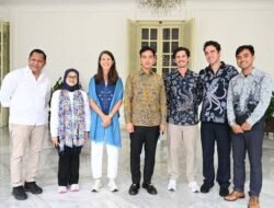 Lari 1.205 Km demi Sungai Bersih, Aksi Sungai Watch Sampai ke Istana