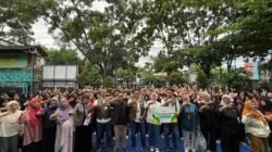 Momentum Hardiknas, Pegadaian Kanwil X Jabar Salurkan Beasiswa “Gold Generation” untuk Siswa SMK Bina Warga