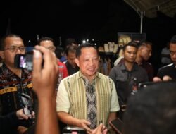 Mendagri Dorong Parade Tenun Belu Jadi Motor Ekonomi Kreatif dan Pariwisata Daerah