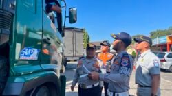 Demi Perjalanan Aman Saat Libur Sekolah, Puluhan Petugas Periksa Bus di Tol Purbaleunyi
