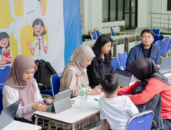 Di Balik Ramainya SPMB Bandung, Orang Tua Berjuang Pastikan Anak Tetap Mendapat Sekolah
